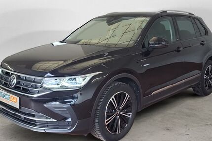 VW Tiguan 62.307 km 22.389 &euro; Moers 47445