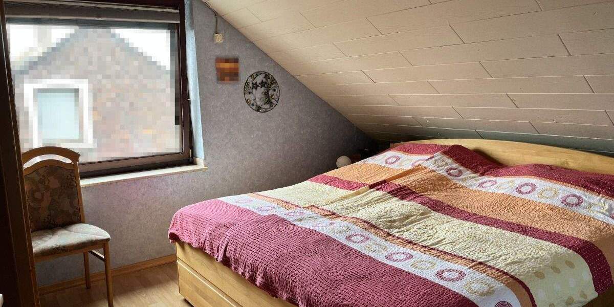 Etagenwohnung Duisburg Bergheim - 3 Zimmer, 81 m&sup2;, 175.000&euro; | Angebot:25746767