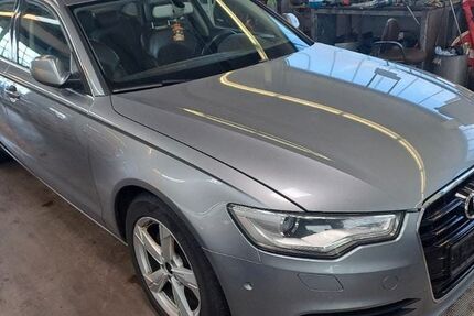 Audi A6 300.000 km 8.999 &euro; Dinslaken 46537