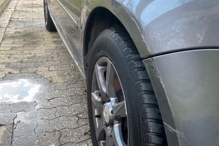 VW Golf Plus 123.546 km 1.750 &euro; Moers 47443