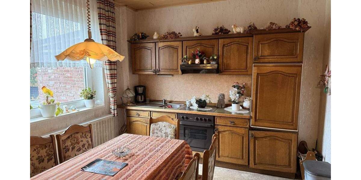 Reihenmittelhaus Wesel Büderich - 6 Zimmer, 133 m&sup2;, 180.000&euro; | Angebot:25815441