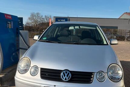VW Polo 105.000 km 1.900 &euro; Voerde 46562