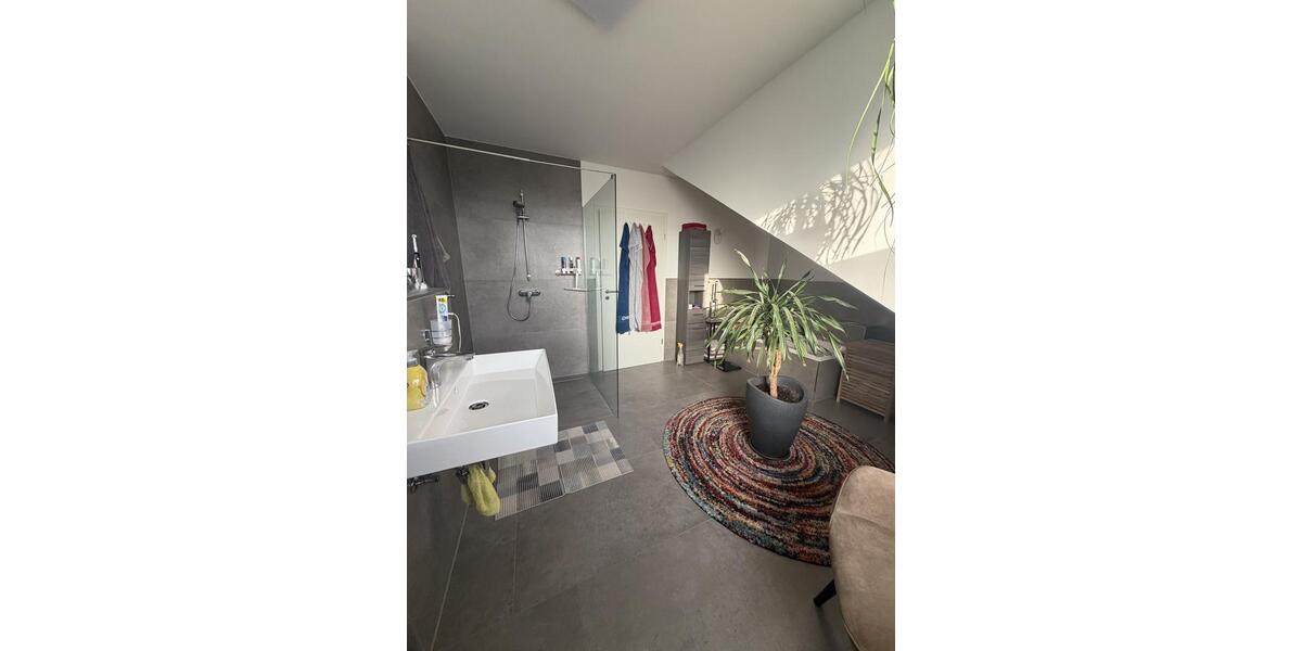 Dachgeschoßwohnung Borken - 2 Zimmer, 90 m&sup2;, 995&euro; | Angebot:25255763