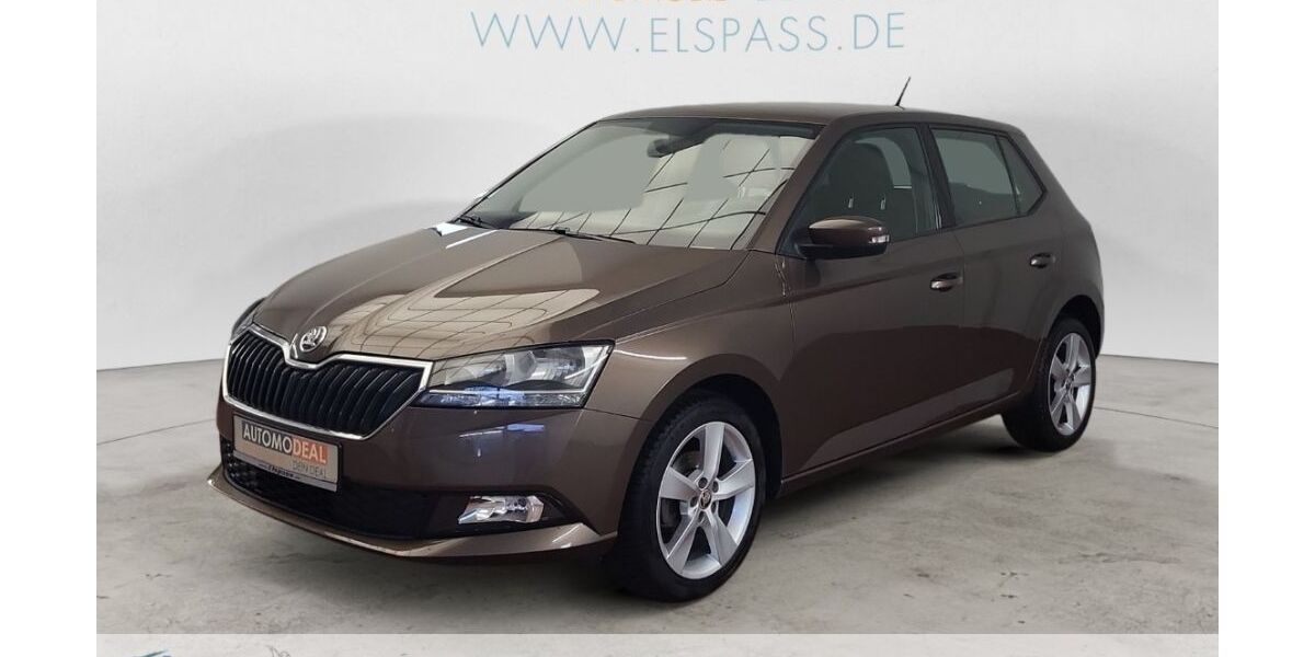 Skoda Fabia 52.572 km 11.988 &euro; Moers 47445