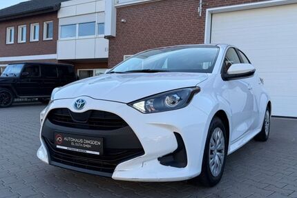 Toyota Yaris 82.000 km 14.950 &euro; Hamminkeln 46499