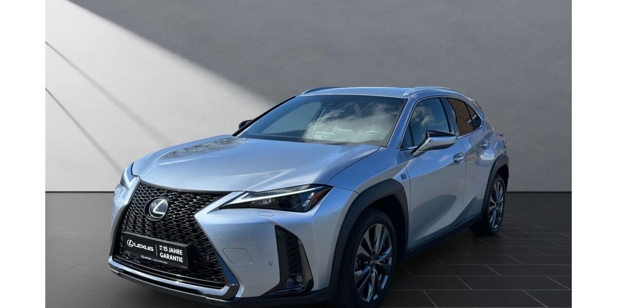 Lexus UX 50.500 km 29.450 &euro; Wesel 46485