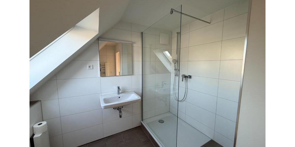 Dachgeschoßwohnung Dinslaken - 1 Zimmer, 56 m&sup2;, 129.000&euro; | Angebot:26021691