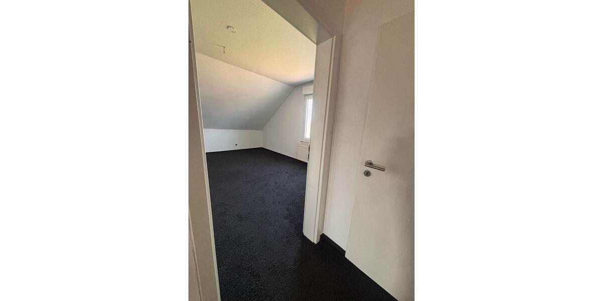 Etagenwohnung Rees - 4 Zimmer, 120 m&sup2;, 1.000&euro; | Angebot:26689649