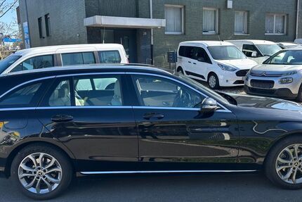 Mercedes-Benz C 180 136.000 km 15.880 &euro; Duisburg 47138