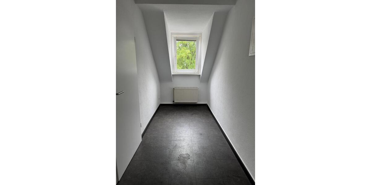 Dachgeschoßwohnung Gladbeck Alt-Rentfort - 2.5 Zimmer, 68 m&sup2;, 489&euro; | Angebot:26495984