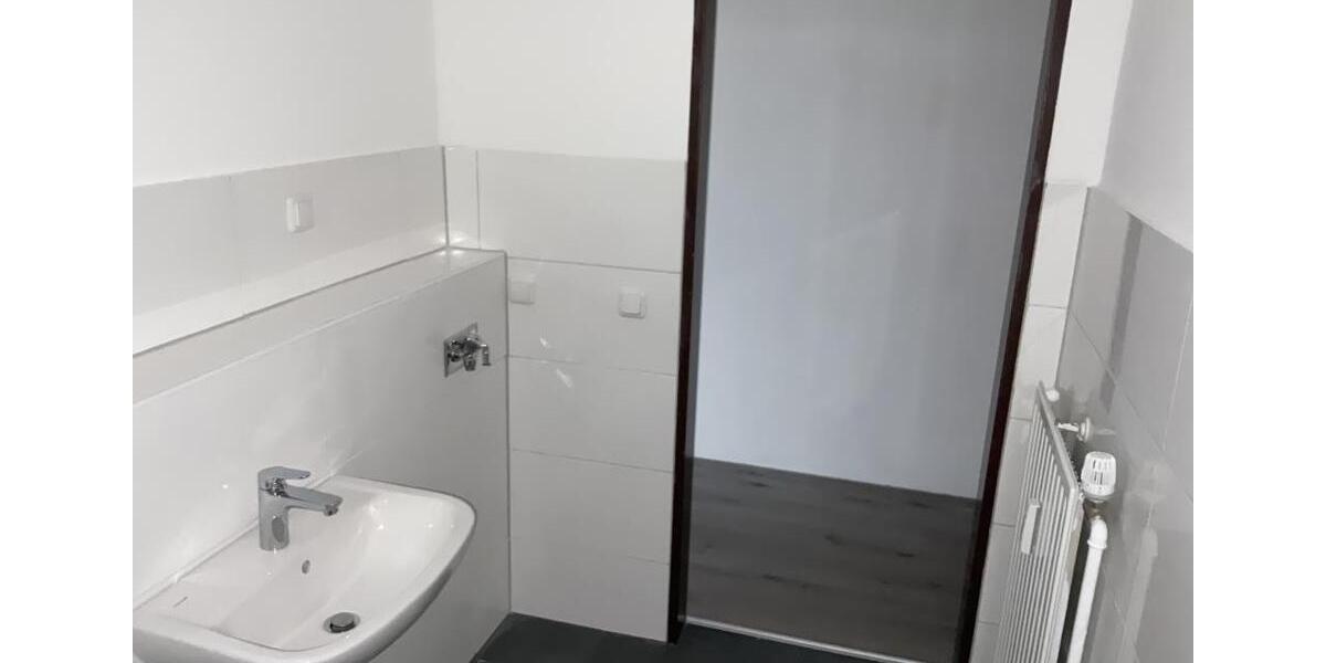 Etagenwohnung Duisburg Essenberg - 2 Zimmer, 60 m&sup2;, 333&euro; | Angebot:17038380