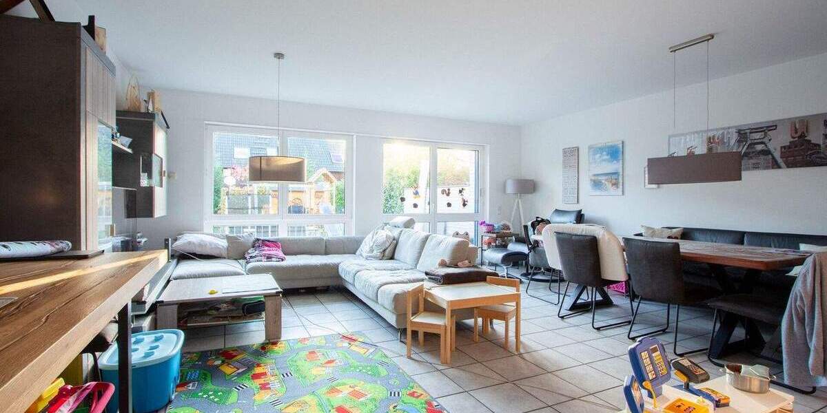 Reihenmittelhaus Bottrop Eigen - 4 Zimmer, 142 m&sup2;, 439.000&euro; | Angebot:25707079