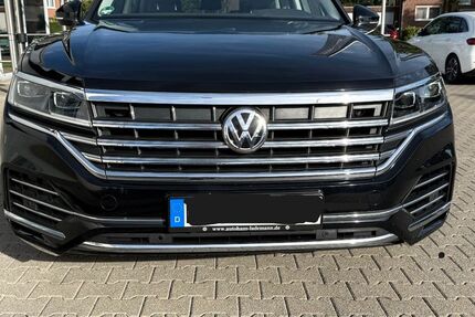 VW Touareg 176.800 km 25.900 &euro; Dorsten 46282