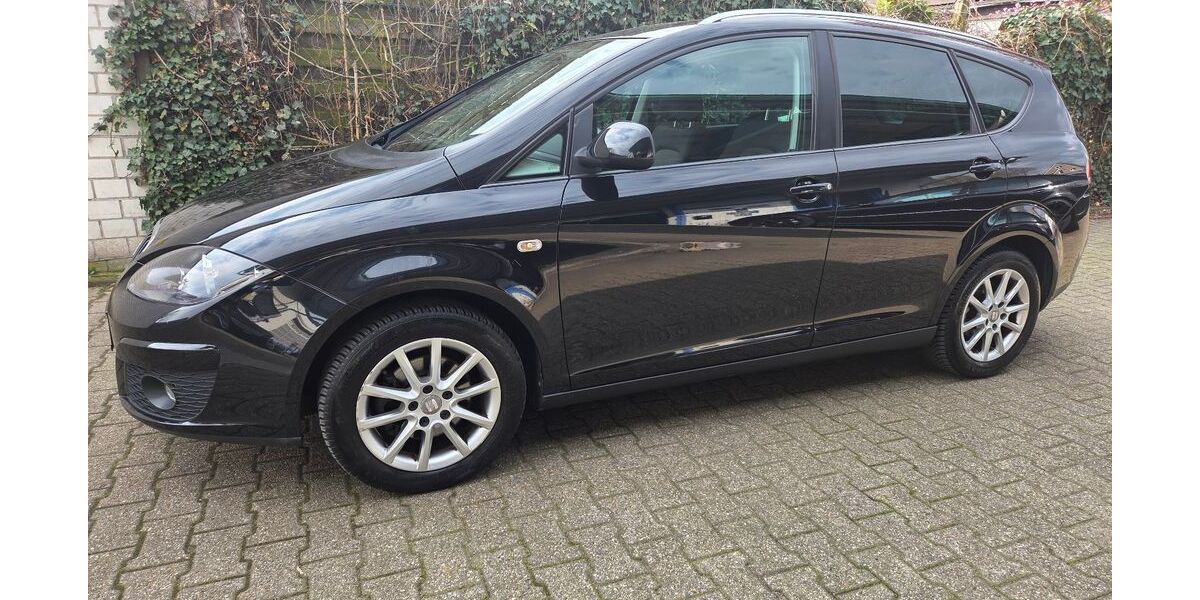 Seat Altea 130.923 km 7.990 &euro; Oberhausen 46149