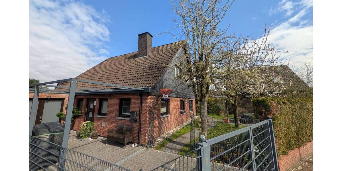 Einfamilienhaus Sonsbeck - 6 Zimmer, 145 m&sup2;, 395.000&euro; | Angebot:26081882