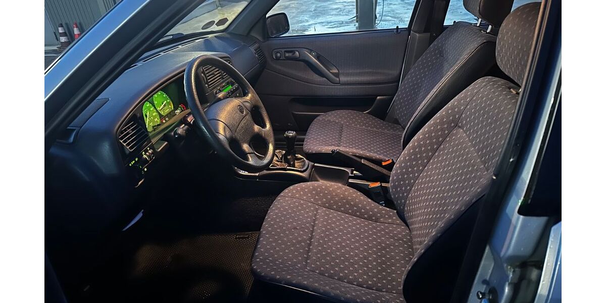 VW Passat 91.000 km 3.800 &euro; Wesel 46483