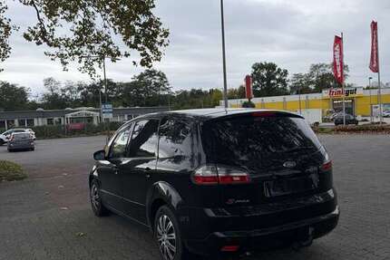 Ford S-Max 200.000 km 2.900 &euro; Duisburg 47166