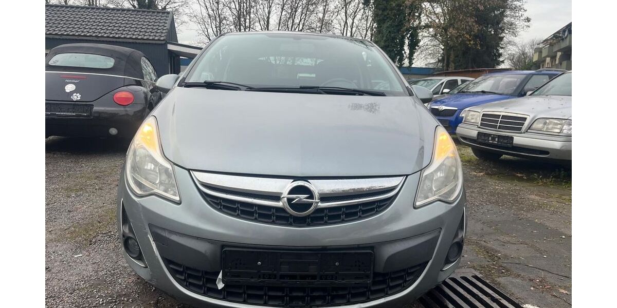 Opel Corsa 130.000 km 2.990 &euro; Duisburg 47138