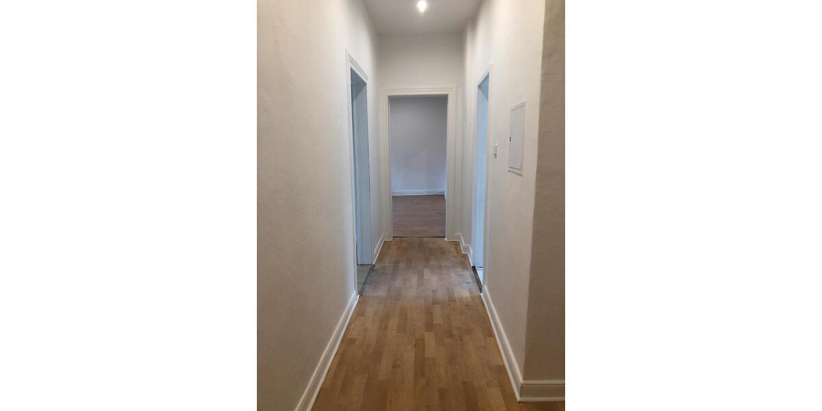 Dachgeschoßwohnung Oberhausen Schmachtendorf - 3 Zimmer, 72 m&sup2;, 670&euro; | Angebot:26679359
