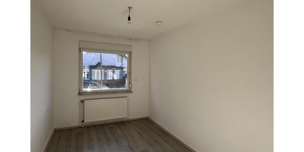 Erdgeschoßwohnung Duisburg Duisburg-Mitte - 3 Zimmer, 65 m&sup2;, 519&euro; | Angebot:25893201
