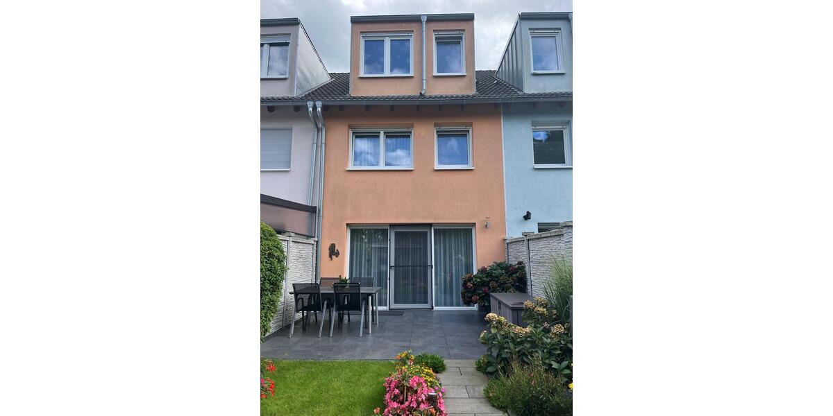 Reihenhaus Oberhausen Alsfeld - 5 Zimmer, 122 m&sup2;, 420.000&euro; | Angebot:24373368