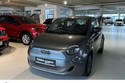 Fiat 500 23.606 km 16.990 &euro; Wesel 46485