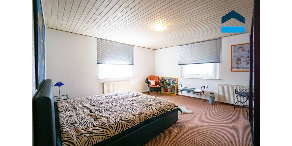 Einfamilienhaus Kamp-Lintfort Hoerstgen - 8 Zimmer, 360 m&sup2;, 790.000&euro; | Angebot:25701928