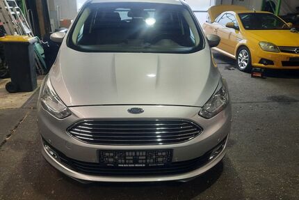 Ford C-Max 82.100 km 8.750 &euro; Dorsten 46282