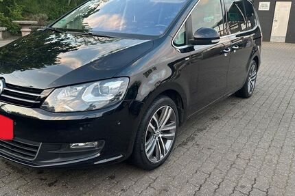 VW Sharan 263.500 km 9.800 &euro; Duisburg 47198