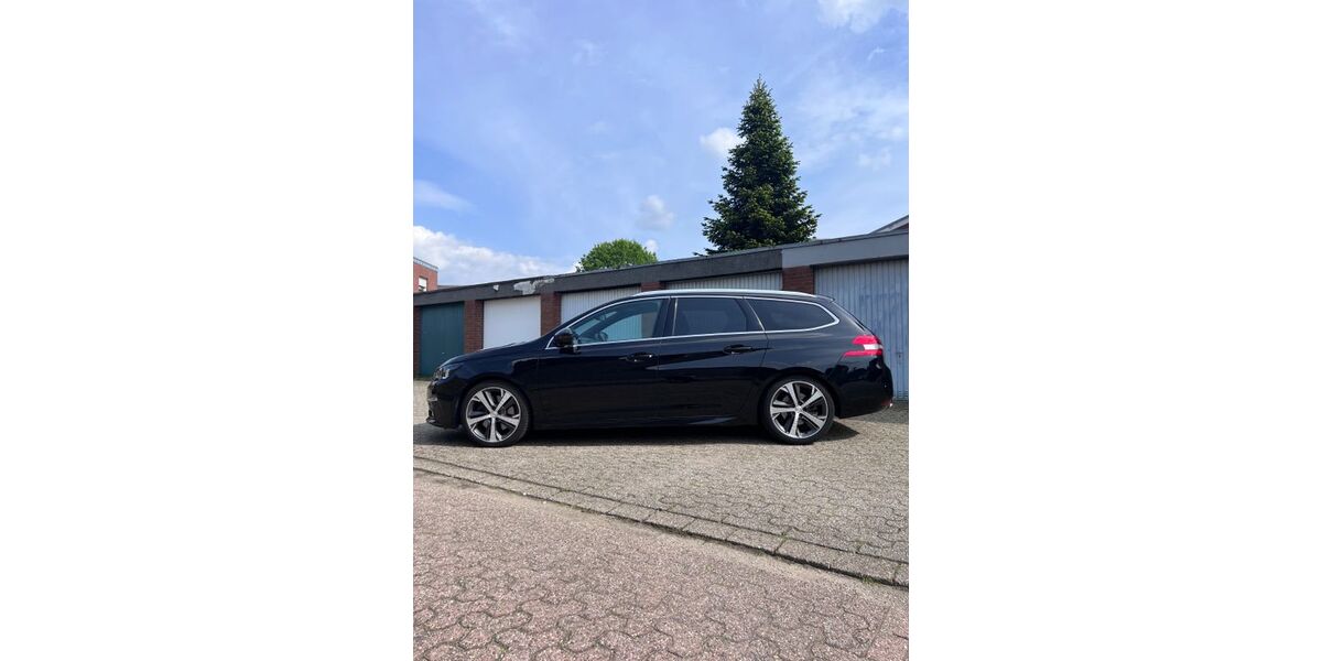 Peugeot 308 131.000 km 12.500 &euro; Bocholt 46399