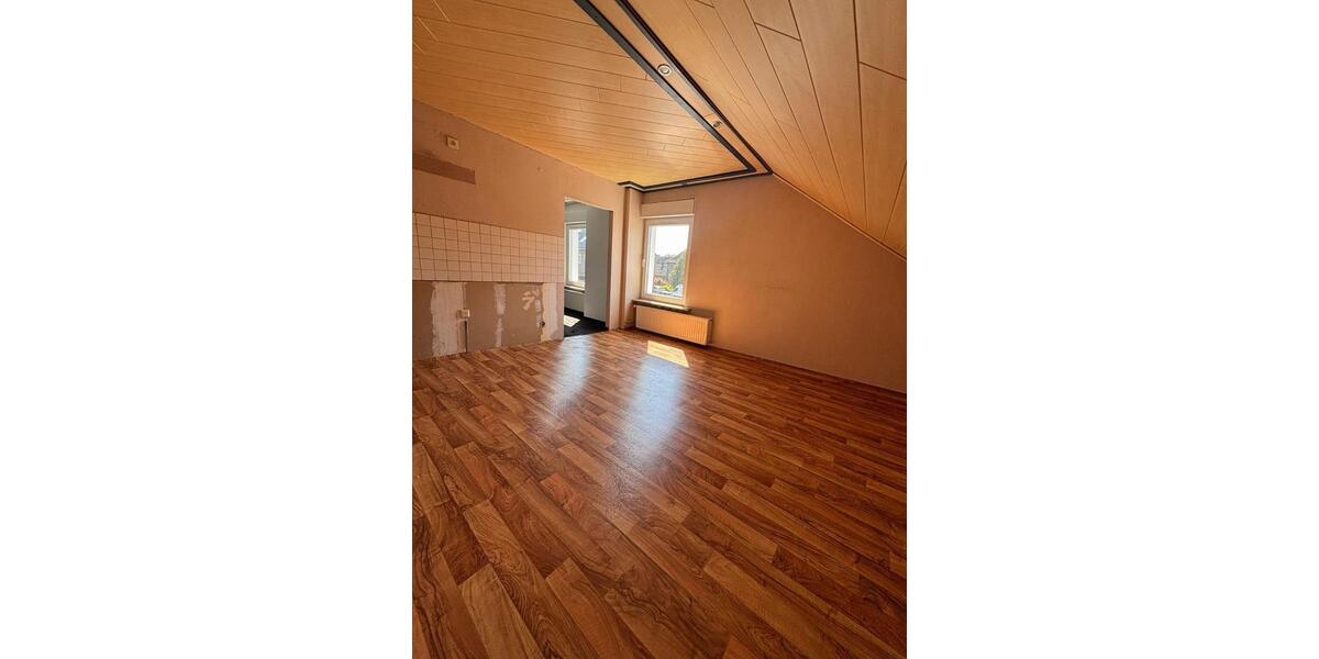 Etagenwohnung Rees - 4 Zimmer, 120 m&sup2;, 1.000&euro; | Angebot:26689649