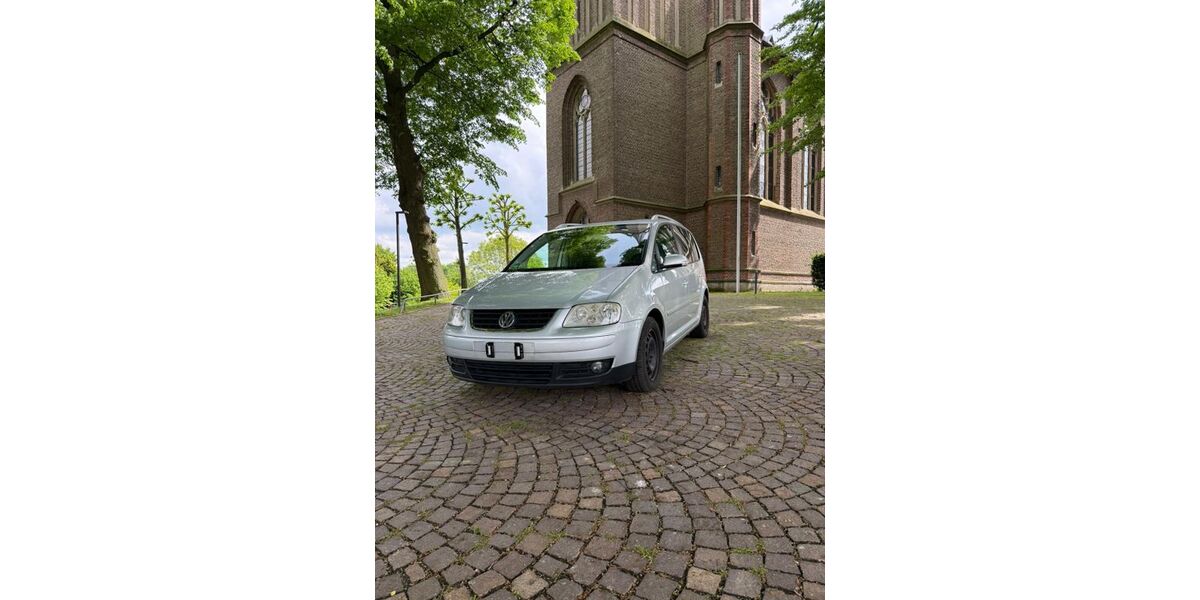 VW Touran 220.040 km 2.495 &euro; bocholt 46395