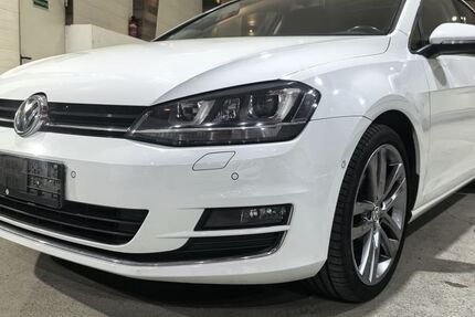 VW Golf 130.000 km 13.800 &euro; Voerde 46562