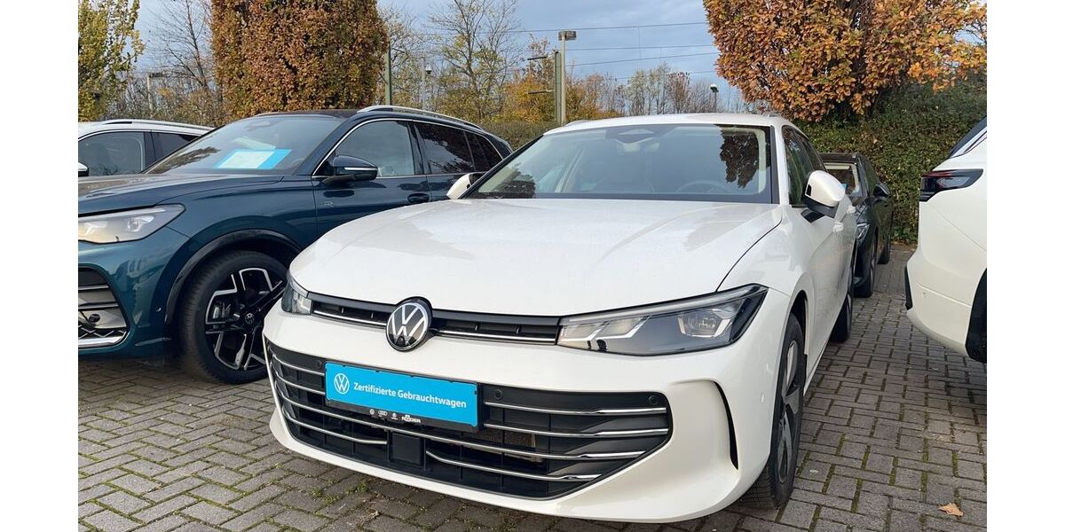 VW Passat Variant 24.830 km 31.990 &euro; Duisburg 47178