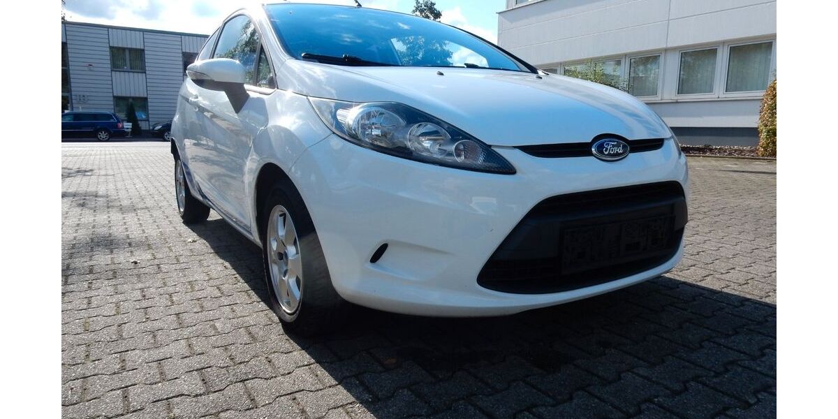 Ford Fiesta 253.123 km 2.350 &euro; Oberhausen 46047