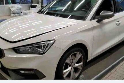 Seat Leon 79.821 km 18.490 &euro; Duisburg 47059