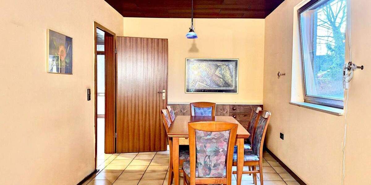 Mehrfamilienhaus, Wohnhaus Duisburg Hochemmerich - 4 Zimmer, 99 m&sup2;, 295.000&euro; | Angebot:25734976