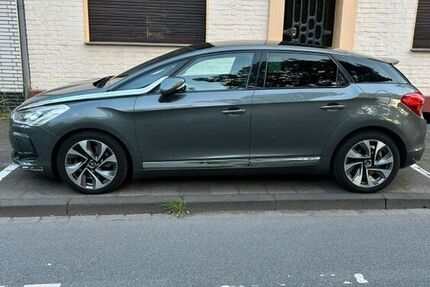 Citroen DS5 151.447 km 9.870 &euro; Duisburg 47178