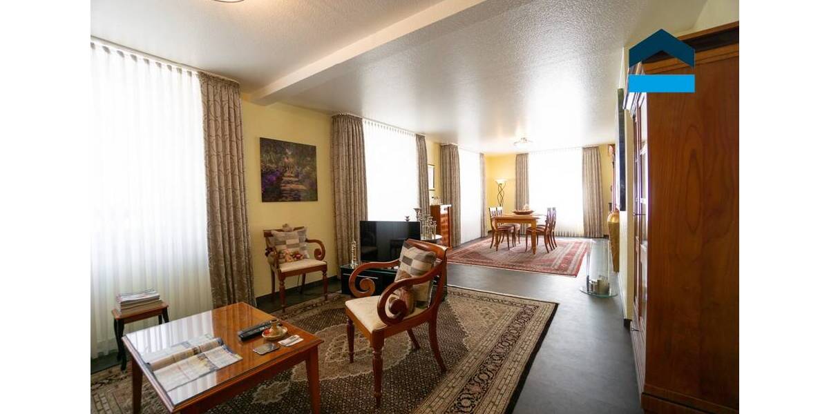 Einfamilienhaus Kamp-Lintfort Hoerstgen - 8 Zimmer, 360 m&sup2;, 790.000&euro; | Angebot:25701928