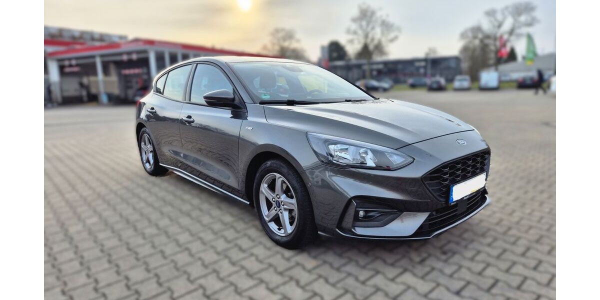 Ford Focus 85.432 km 13.200 &euro; Geldern 47608