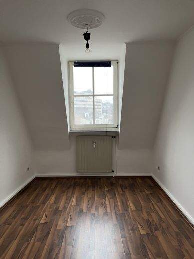 Etagenwohnung Duisburg Dellviertel - 3 Zimmer, 78 m&sup2;, 550&euro; | Angebot:26683998