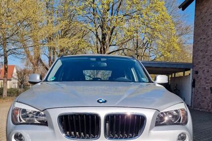 BMW X1 37.400 km 10.900 &euro; Duisburg 47249