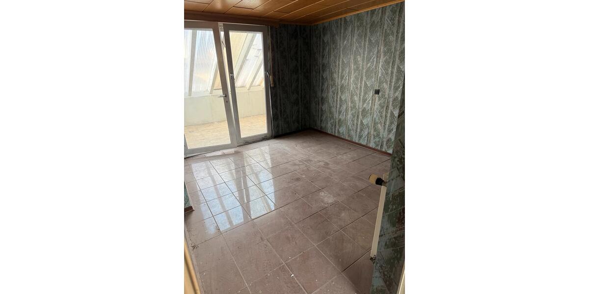 Einfamilienhaus Rees - 3 Zimmer, 120 m&sup2;, 140.000&euro; | Angebot:25299494