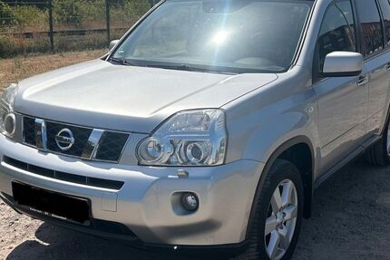 Nissan X-Trail 238.000 km 5.200 &euro; Oberhausen 46049