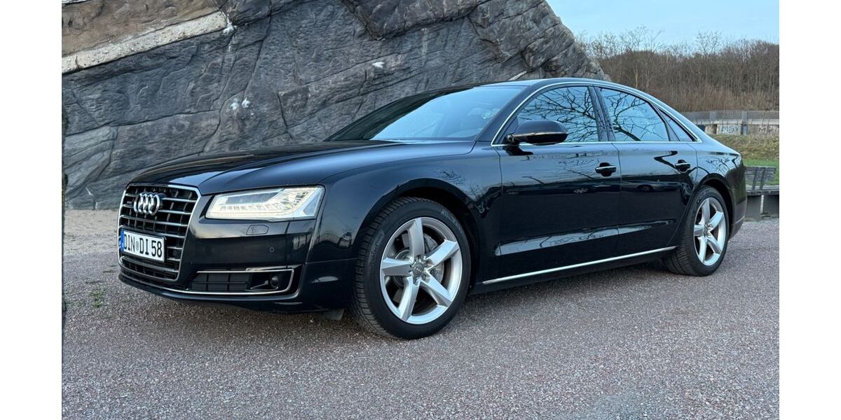 Audi A8 200.600 km 21.000 &euro; Dinslaken 46537
