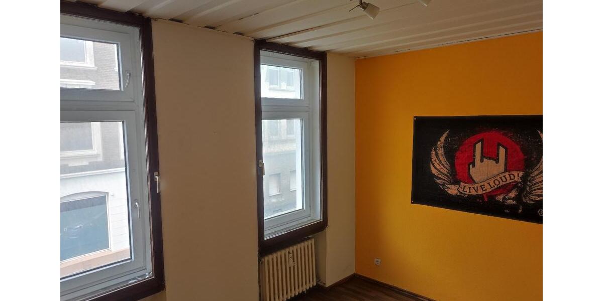 Etagenwohnung Dinslaken Lohberg - 3.5 Zimmer, 90 m&sup2;, 530&euro; | Angebot:26639544