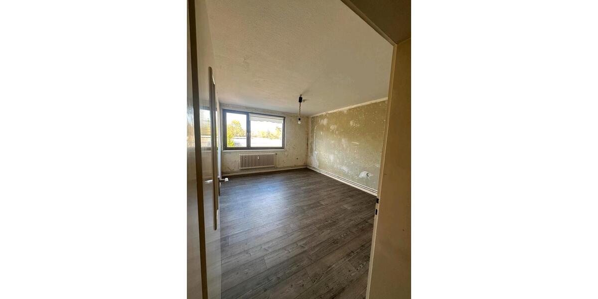 Etagenwohnung Duisburg Walsum - 2 Zimmer, 67 m&sup2;, 600&euro; | Angebot:26051016