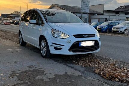 Ford S-Max 152.000 km 7.999 &euro; Dinslaken 46535