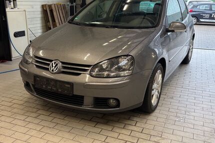 VW Golf 179.800 km 2.780 &euro; Isselburg 46419