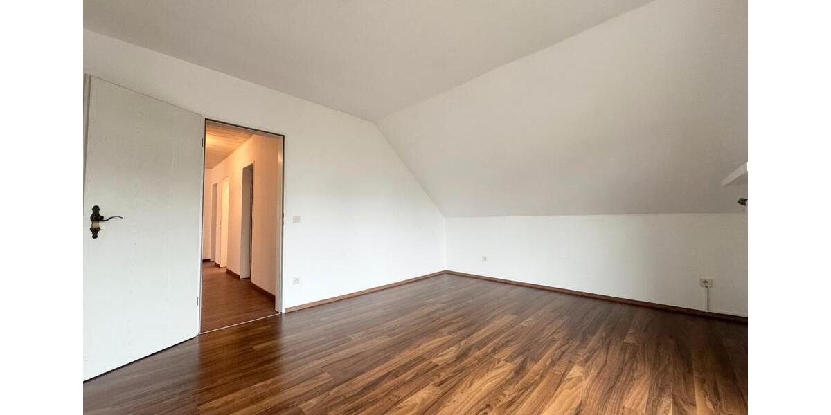 Etagenwohnung Bocholt Feldmark - 4 Zimmer, 85 m&sup2;, 800&euro; | Angebot:26479415